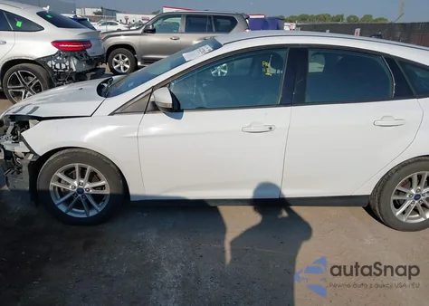 2015 Ford Focus Se из США, поврежденный, VIN 1FADP3K2XFL384475